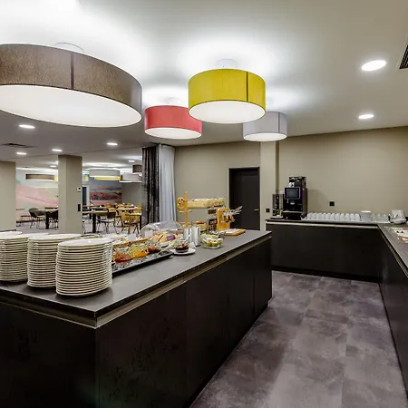 Mercure Zuffenhausen 3* Estugarda