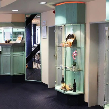 Mercure Zuffenhausen Hotel 3*