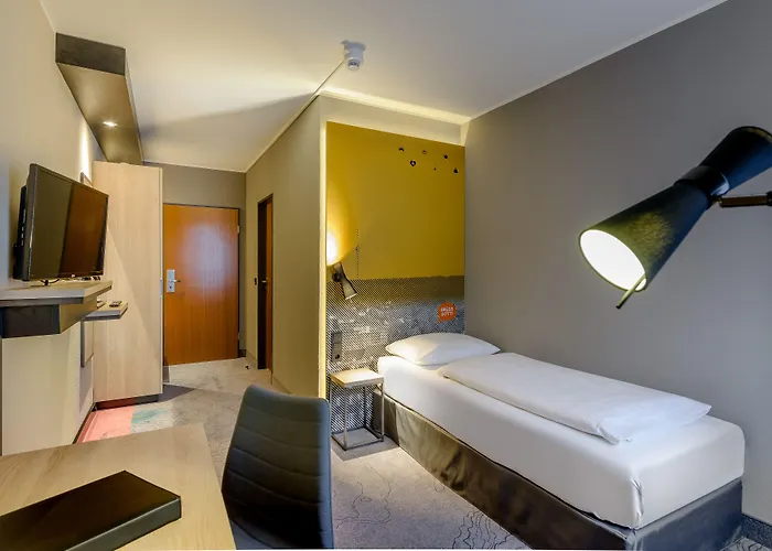 فندق Mercure Zuffenhausen 3*