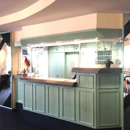 メルキュール ツッフェンハウゼン 3*