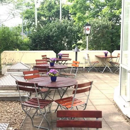 斯图加特祖福豪森美居酒店