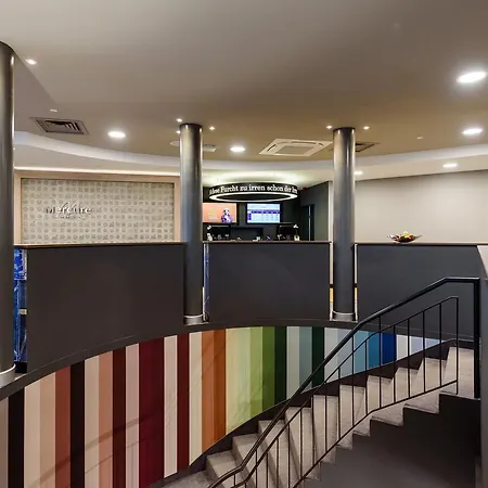 斯图加特祖福豪森美居酒店 酒店