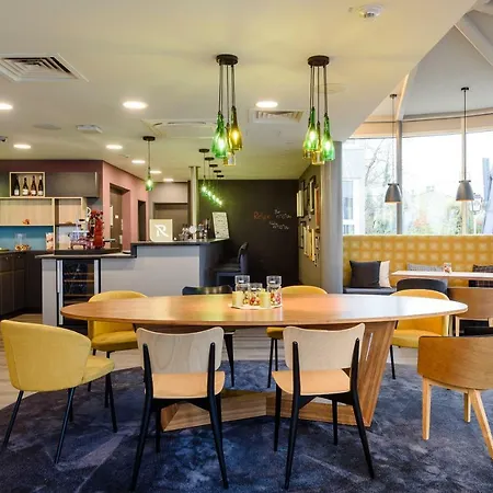 メルキュール ツッフェンハウゼン 3*