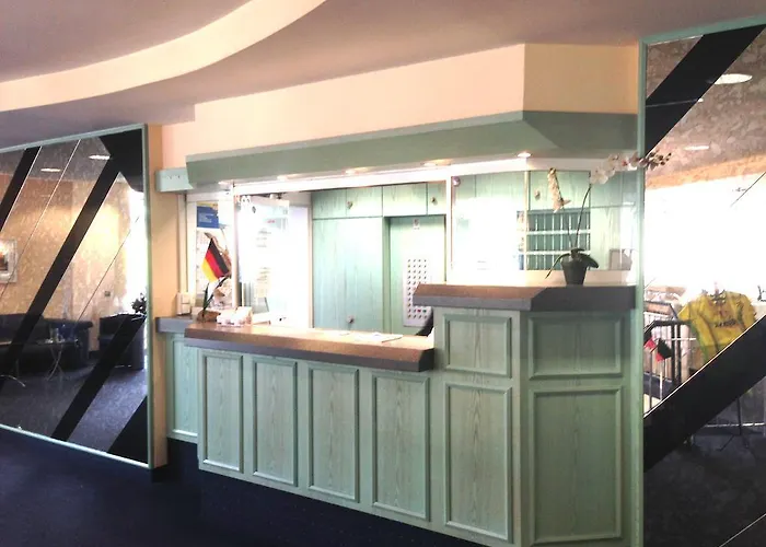 Mercure Zuffenhausen 3*