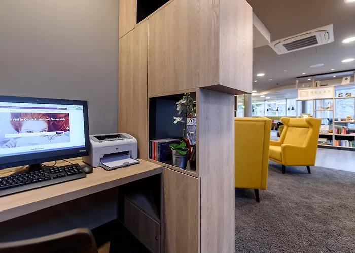 מלון Mercure Zuffenhausen 3*